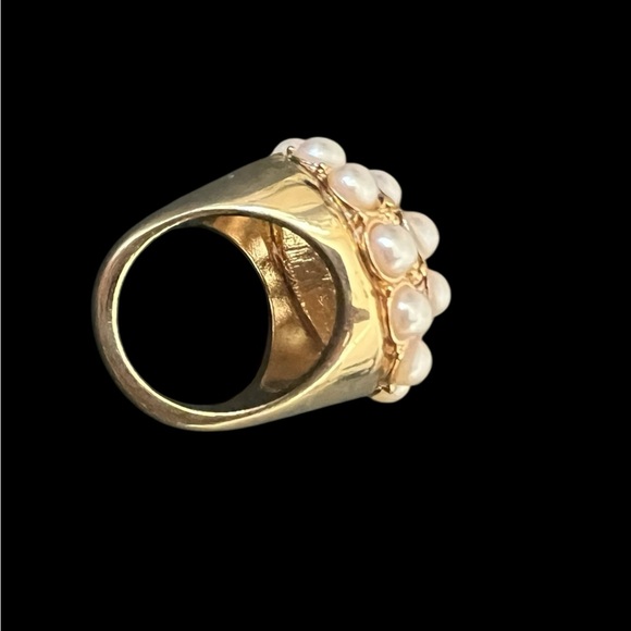 Pearls Cluster ring size 9, in gold tone - Picture 7 of 11